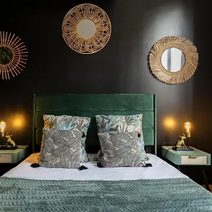 au-coeur-du-vieux-port-marseille.fr-provencehotel.com/